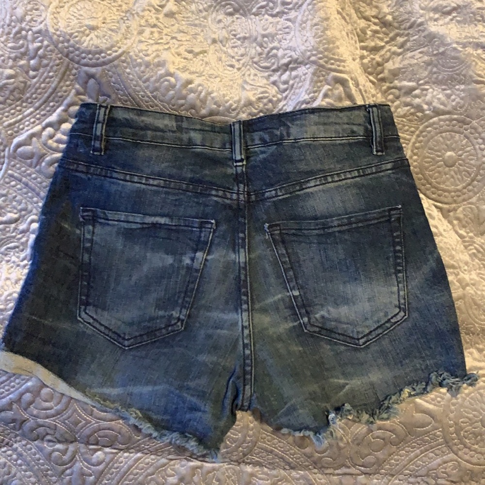 High Rise Shorts - Picture 4 of 4